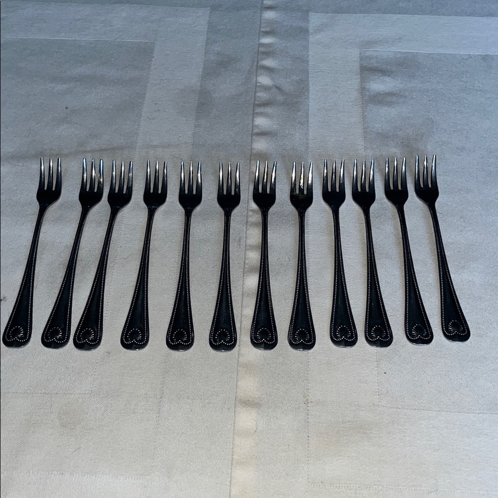 Supreme Cutlery by Towle Chestnut Stainless Silverware Made In Japan 30 Pieces - Picture 3 of 11